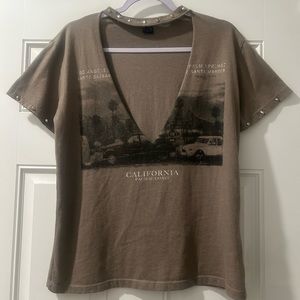 Women’s Boutique Cut Out and Stud Embellished Short Sleeve Brown Tee Size Large